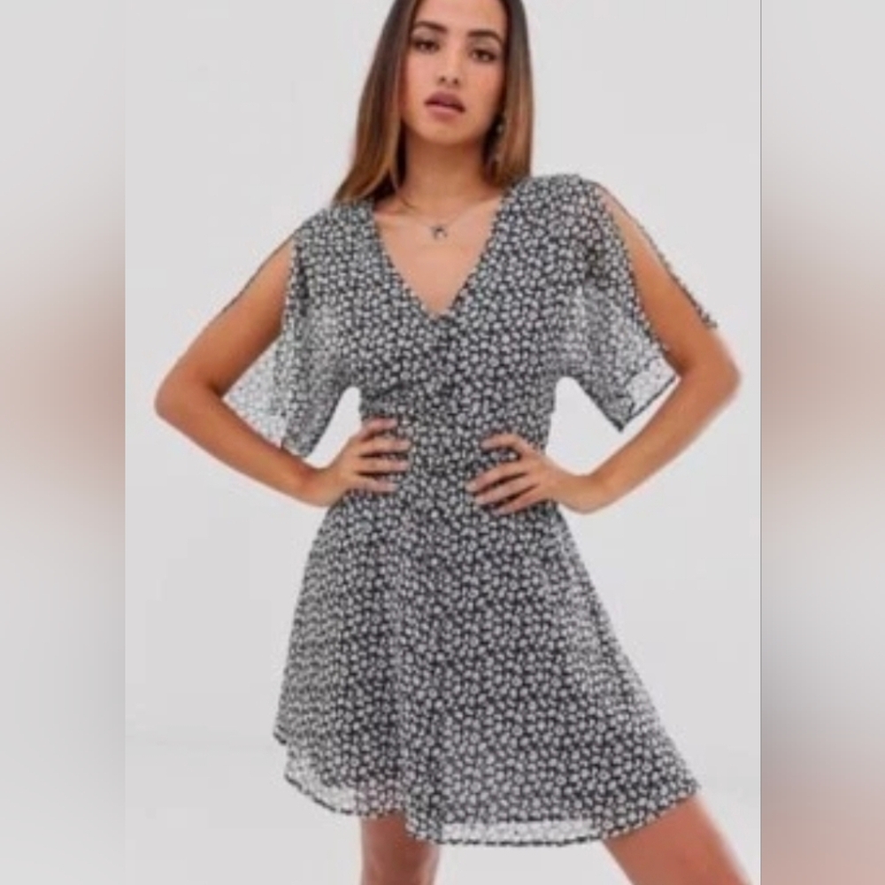 AllSaints Ivey Scatter Mini Dress  Black & White Floral Tie Back Dress Size 10